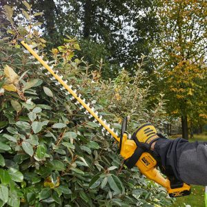 شمشادزن شارژی DCM563P1 دیوالت - تصویر ۲