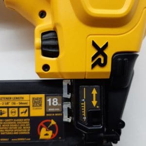 میخکوب شارژی DCN680D2 دیوالت - تصویر ۴